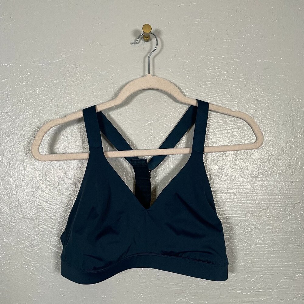 Athleta Women S Navy Blue Pyramid Sports Bra Adjustable Back Athleisure Workout